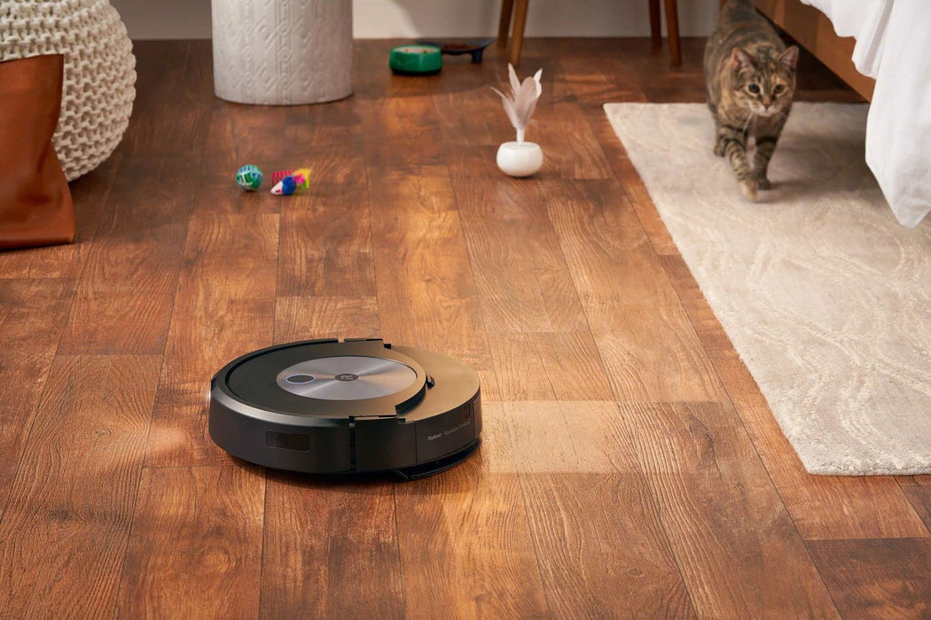 iRobot Roomba® j7+ Connected Robot Vacuum Cleaner with Self-Emptying System